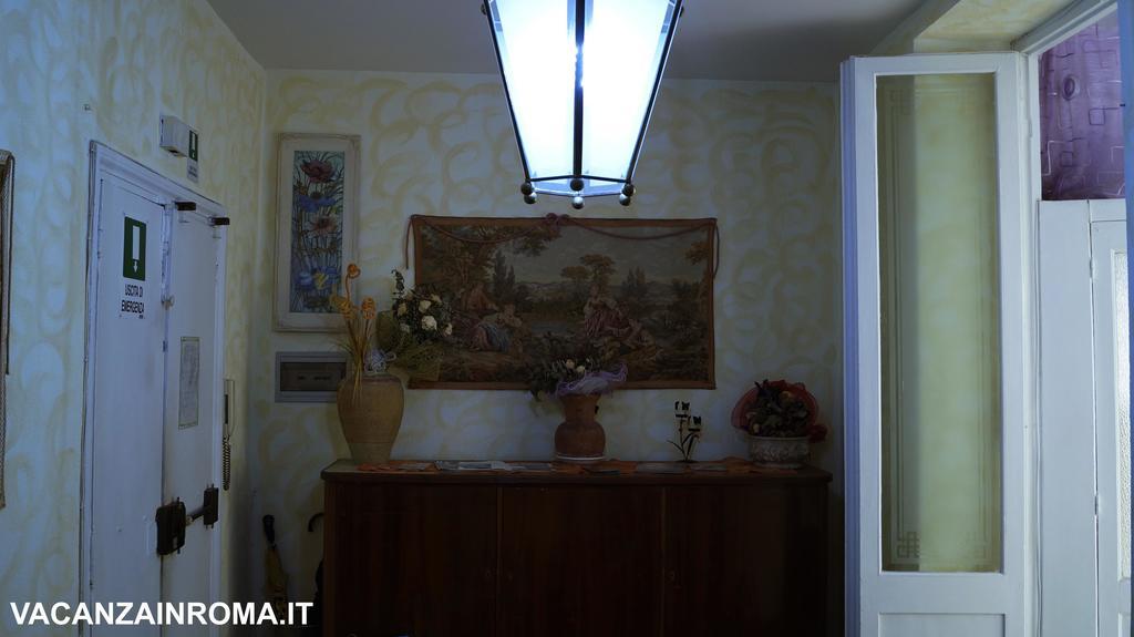 Al Pantheon Con Thomas Mann Bed & Breakfast Rome Bagian luar foto