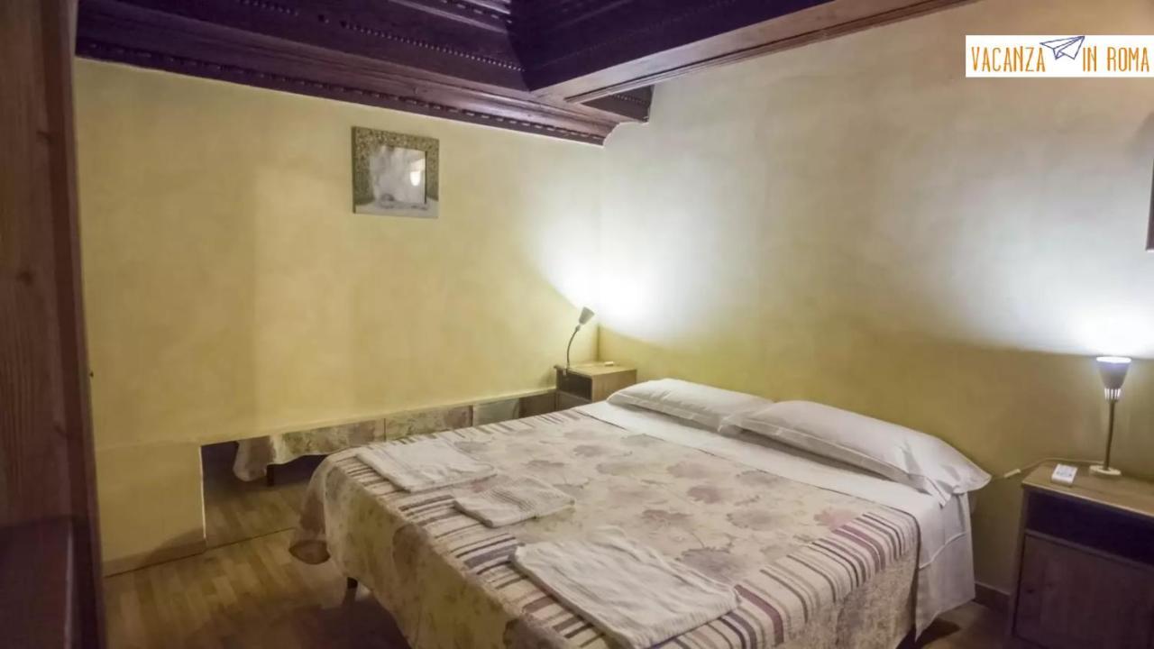 Al Pantheon Con Thomas Mann Bed & Breakfast Rome Bagian luar foto